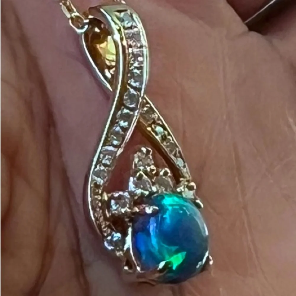 🎇 Black Opal & Diamond 14K Gold Pendant 💚🩵 - Picture 16 of 16